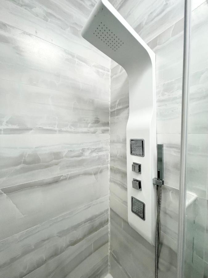 Bliss 2 Apartment Букурещ Екстериор снимка